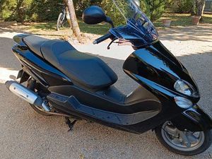 SCOOTER MAJESTY 125