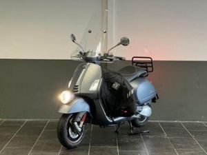 VESPA GTV 300 HPE SEI GIORNI LIMITED EDITION NR.2015|AKRAPOV — MOTOREN | OVERIGE MERKEN — MARKTPLAATS