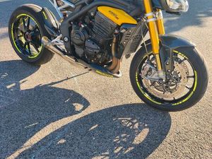 SPEED TRIPLE 1200 RS