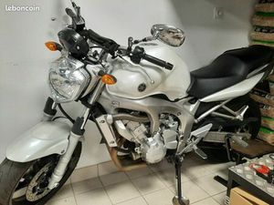 YAMAHA FAZER FZ6