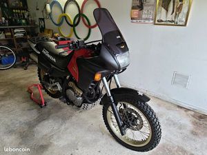 HONDA NX DOMINATOR 650 (1993)