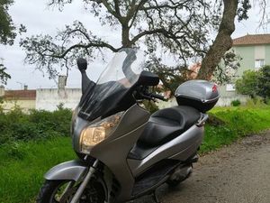 HONDA S-WING 125 CC AUTOMÁTICA MONTE REAL E CARVIDE