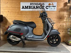 VESPA 300 GTS HPE