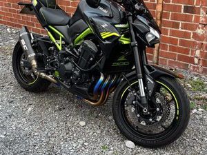 Z900 FULL PREMIÈRE MAIN