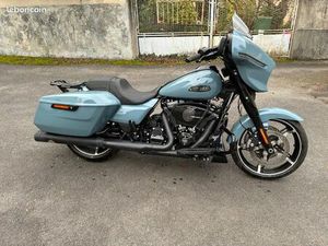 HARLEY DAVIDSON STREET GLIDE