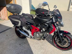 SUZUKI 650 GLADIUS BRIDÉE A2