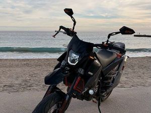 KTM 690 SMC