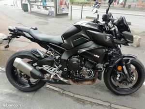 MT-10 YAMAHA DE JUIN 2020 NOIRE