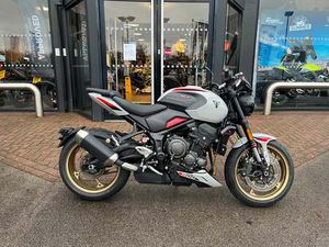 NEW TRIUMPH TRIDENT 800 FOR SALE IN CHESTERFIELD