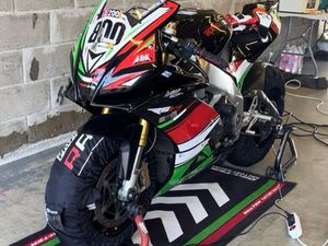 APRILIA RSV4 PISTE