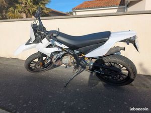 50 CC DERBI SANDA X-TREM