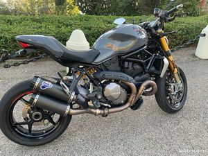 DUCATI MONSTER 1200S