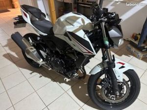 KAWASAKI Z400