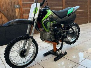 KAWASAKI KLX110