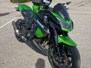 KAWASAKI Z1000