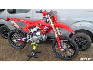 HONDA 300 CRF RX SÉRIE S AKRAPOVIC