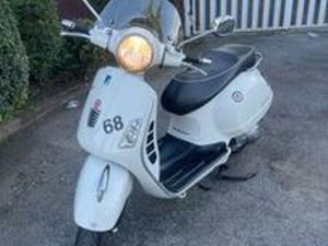 PIAGGIO VESPA 300 GTS - 2012