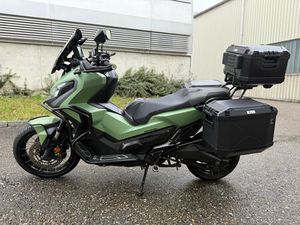 X-ADV 750 ABS