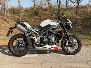 TRIUMPH - SPEED TRIPLE 1050 RS