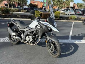 2022 SUZUKI V-STROM 650