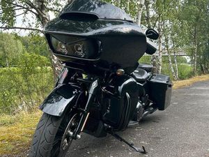 HARLEY-DAVIDSON ROAD GLIDE SPECIAL / 100% LEGAL / EXTRAS!