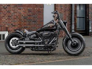 HARLEY-DAVIDSON FAT BOY CUSTOM "BLACK EMBER EDITION"