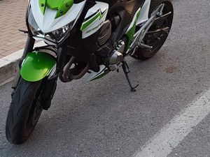 KAWASAKI Z800E 2015