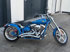 HARLEY-DAVIDSON SOFTAIL ROCKER C (FXCWC) 6.500KM HARLEY-DAVIDSON