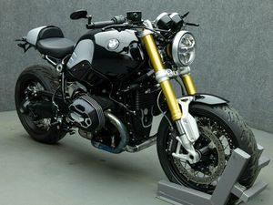 2022 BMW R NINE T W/ABS