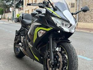KAWASAKI NINJA 650