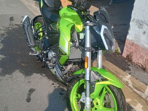 KEEWAY RKF 125 ÉTAT NEUF 1000KMS