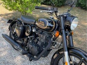 ROYAL ENFIELD CLASSIC BULLET BLACK TRIBUTE