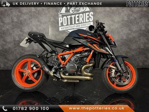 KTM 1290 SUPERDUKE R EVO KTM R 2023 1301 CC