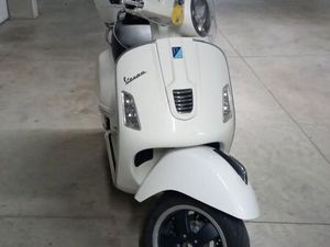 VESPA 300 GTS