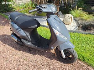 PIAGGIO 50 ZIP 2 TEMPS