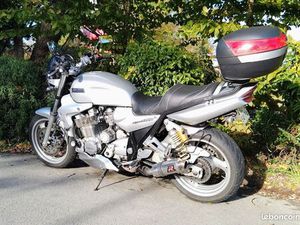 YAMAHA XJR 1300