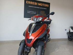 PIAGGIO MP3 300 YOURBAN