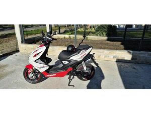 СКУТЕР YAMAHA AEROX 50 КУБИКА ГР. БУРГАС ЦЕНТЪР