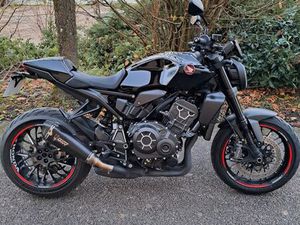 HONDA CB 1000 R BLACK EDITION