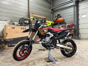 450 CRF SUPERMOTARD