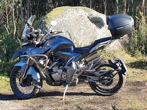 ZONTES T310 T2 NACIONAL C/TOP CASE GIVI 6500KMS ANTAS E ABADE DE VERMOIM
