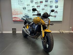 HONDA CB 600 F HORNET 2008 600 CM3 | MOTO ROADSTER | 21 387 KM | JAUNE | 56600 LANESTER