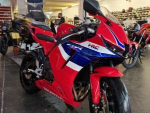HONDA CBR600RR ABS 2024 600 CM3 | MOTO SPORTIVE | 2 250 KM | ROUGE | 17200 ROYAN