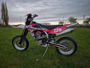 ② HUSQVARNA TE 310 2009