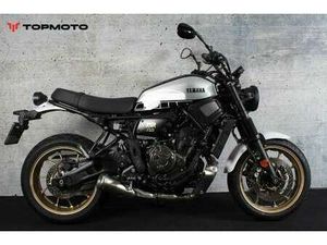 YAMAHA XSR 700 ABS LEGACY ZWART