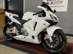 2004 HONDA® CBR® 600RR