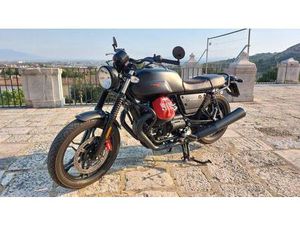 VENDO MOTO GUZZI V7 III CARBON (2018 - 20) USATA A CASERTA (CODICE 9894556) - MOTO.IT