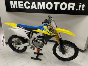 VENDO SUZUKI RM-Z250 (2023 - 24) USATA A MOZZATE (CODICE 9894469) - MOTO.IT