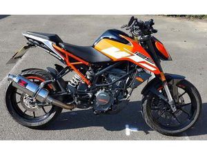 2017 17 KTM DUKE 125 ABSORANGE LOW MILES CLEAN LEANER LEGAL NAKED 125 CC NEW MOT
