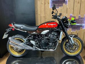 KAWASAKI Z900RS 50TH ANNIVERSARY 2022 WITH THE MUST HAVE DELKEVIC 4 INTO 4 PIPES